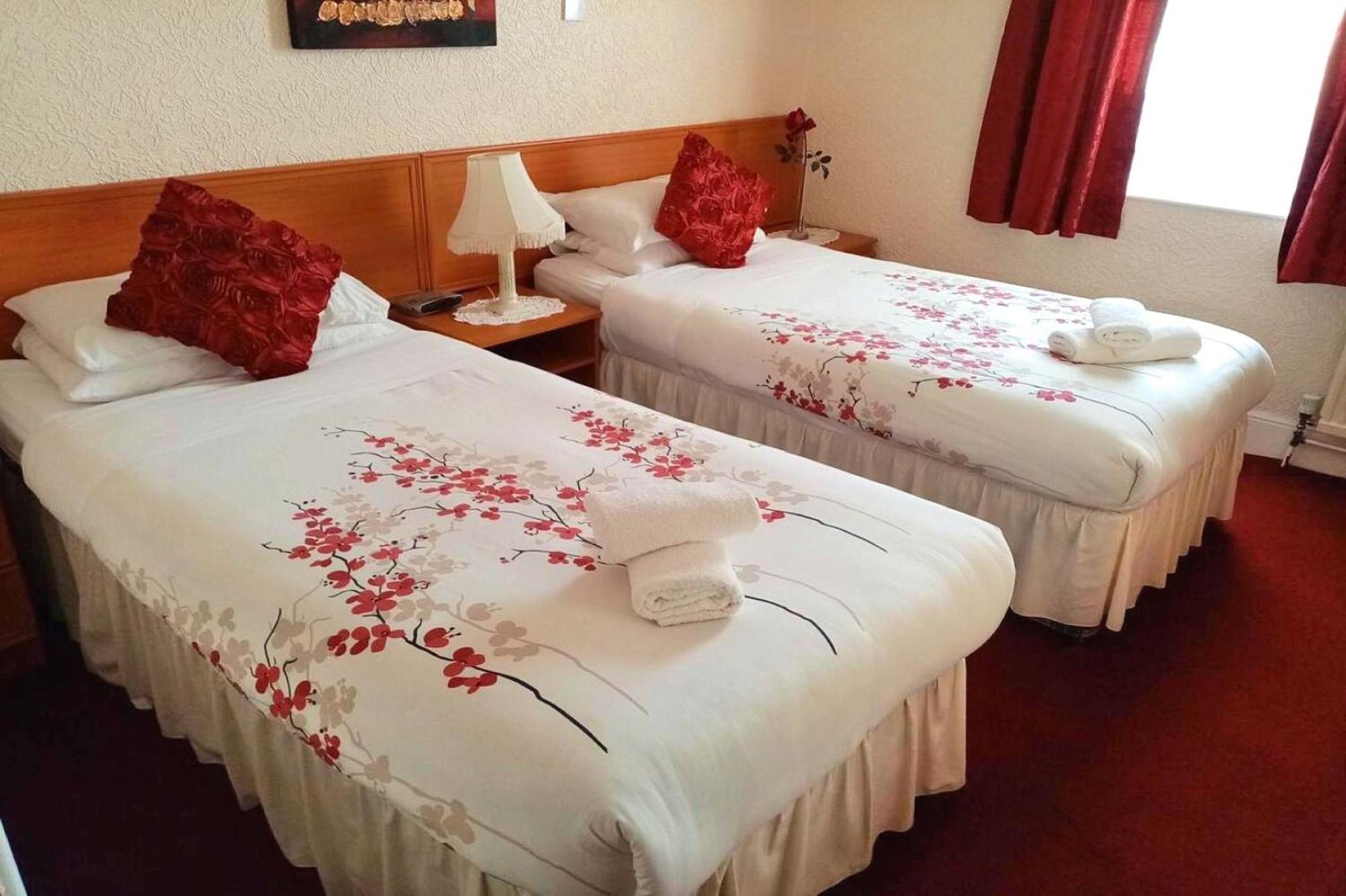Fjaerland Hotel Great Yarmouth Esterno foto